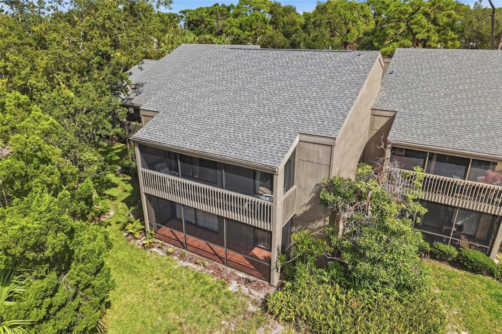 109 WOODLAND PL