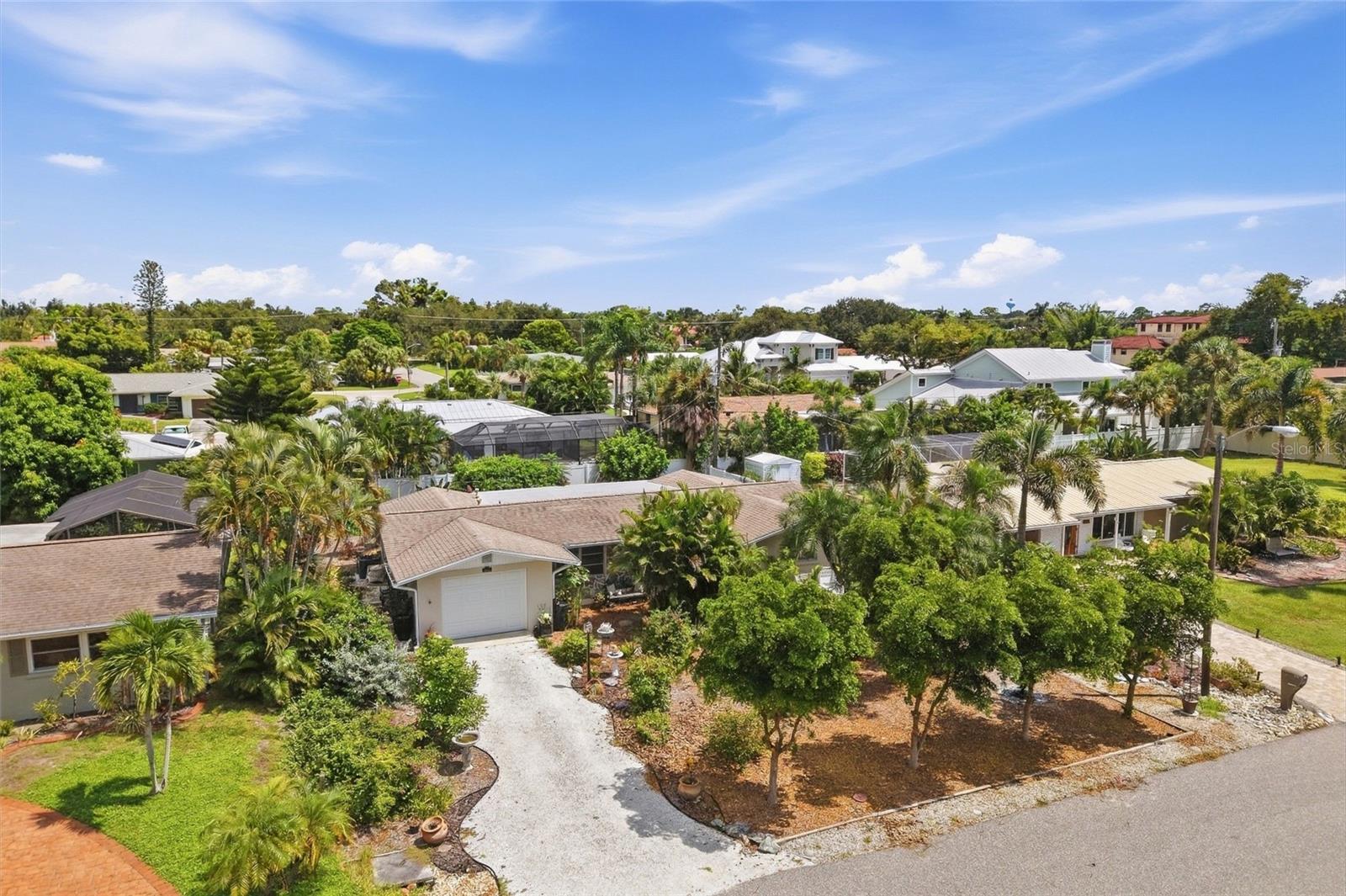 437 BEACH PARK BLVD