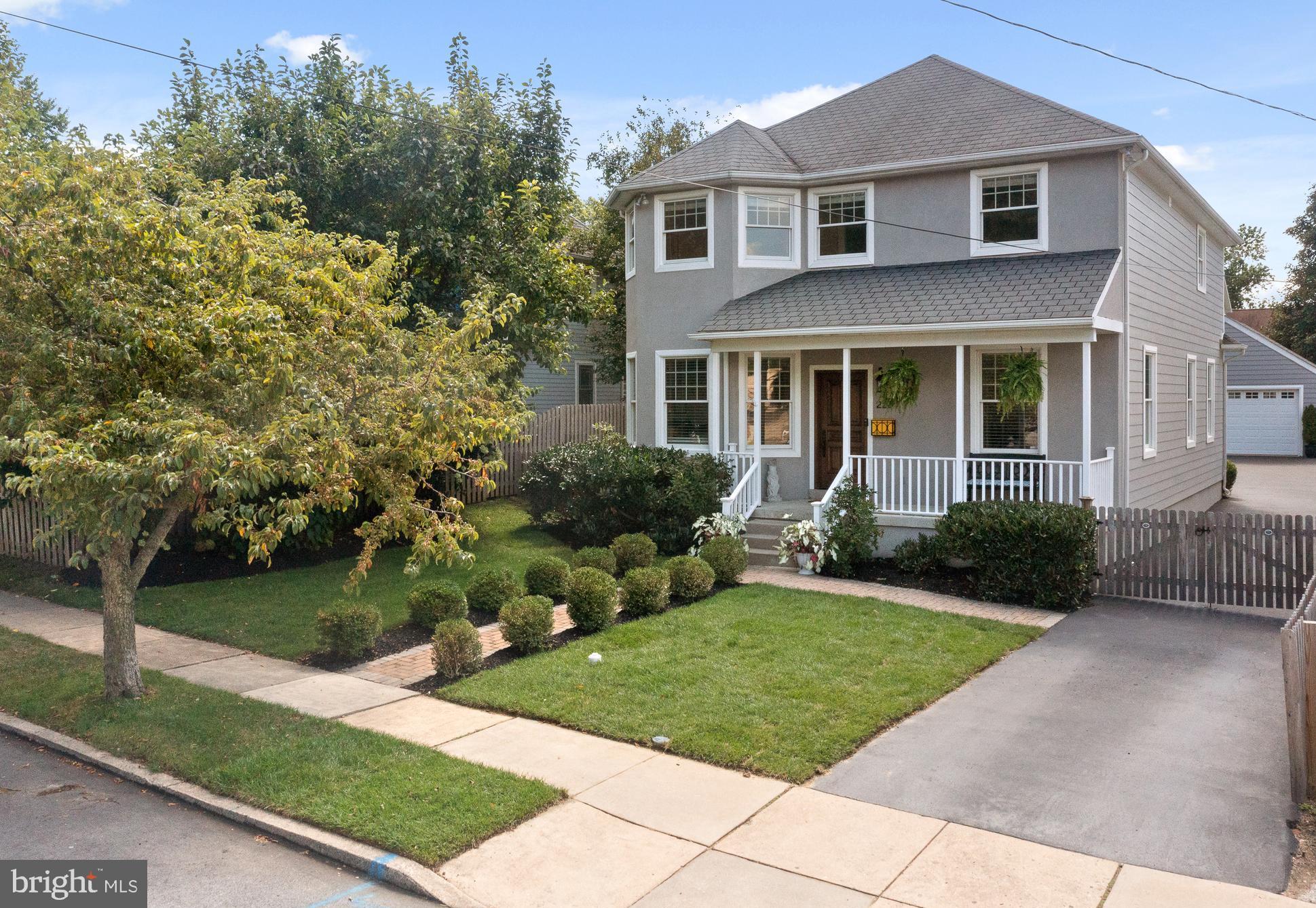 228 Highland AVENUE