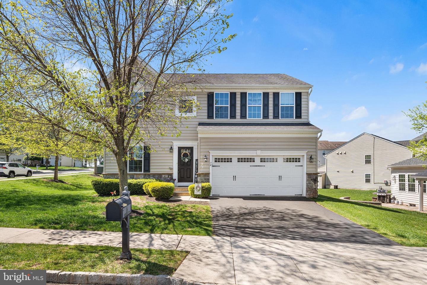 74 Plymouth Dr