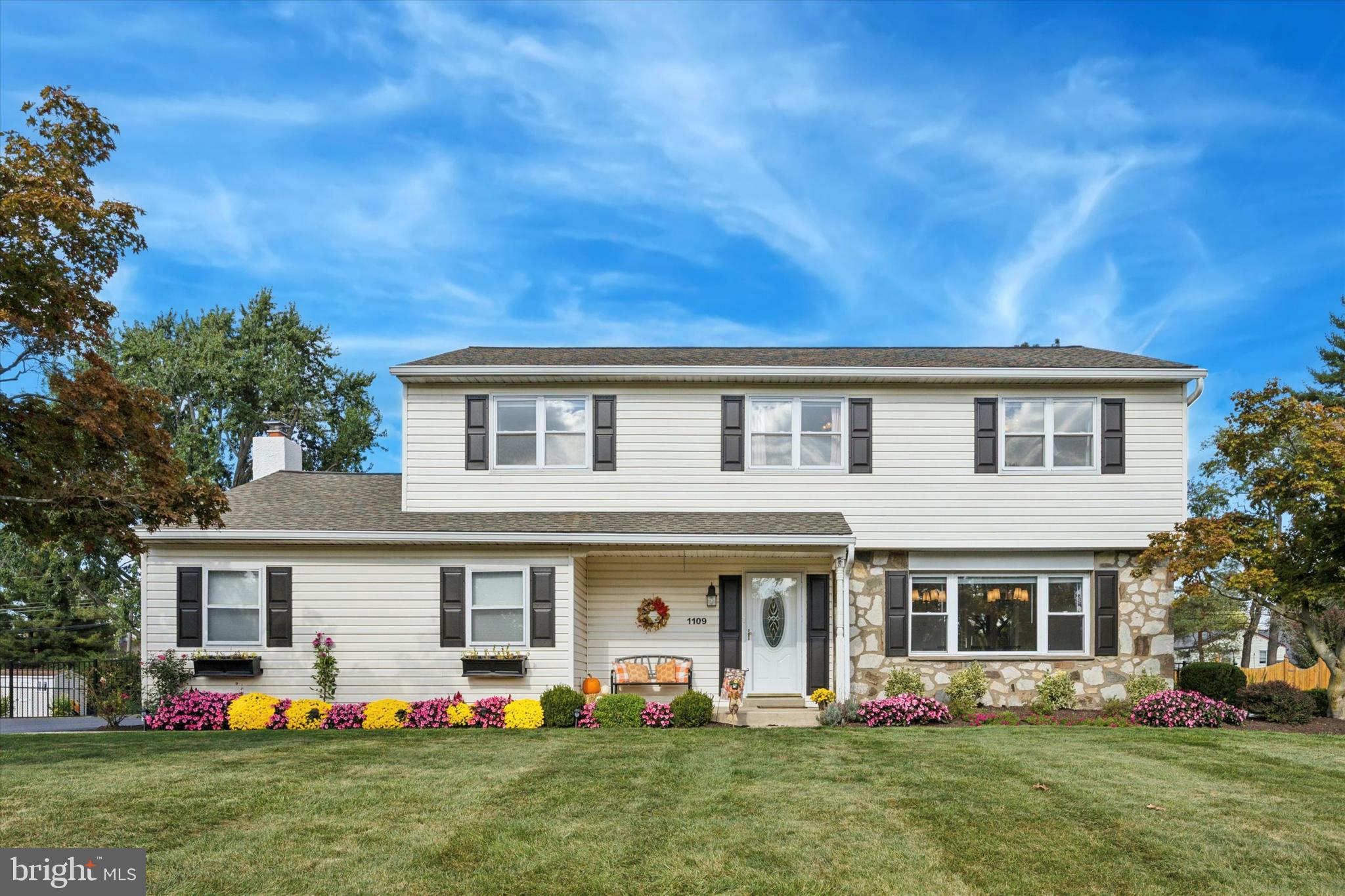 1109 WALNUT LANE