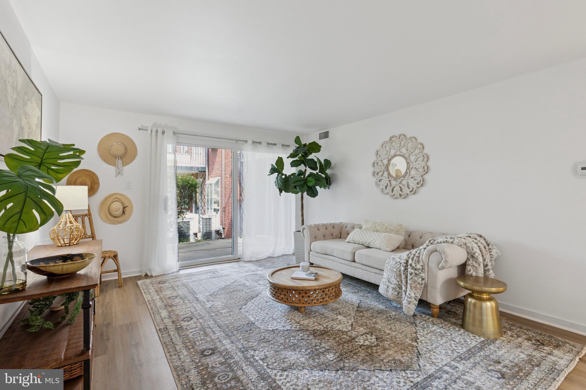 922 MONTGOMERY AVENUE C-1