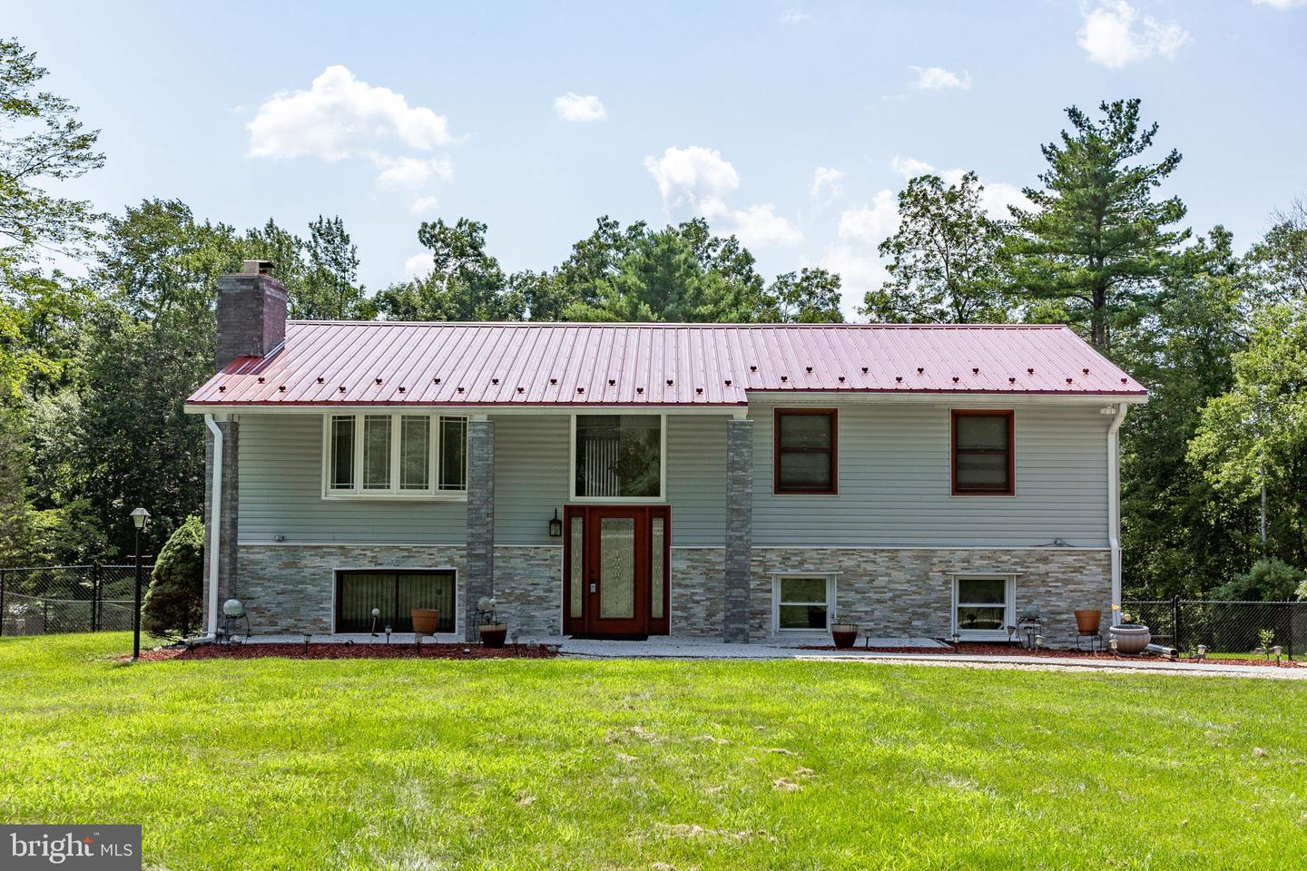 544 Rolling Pines Dr