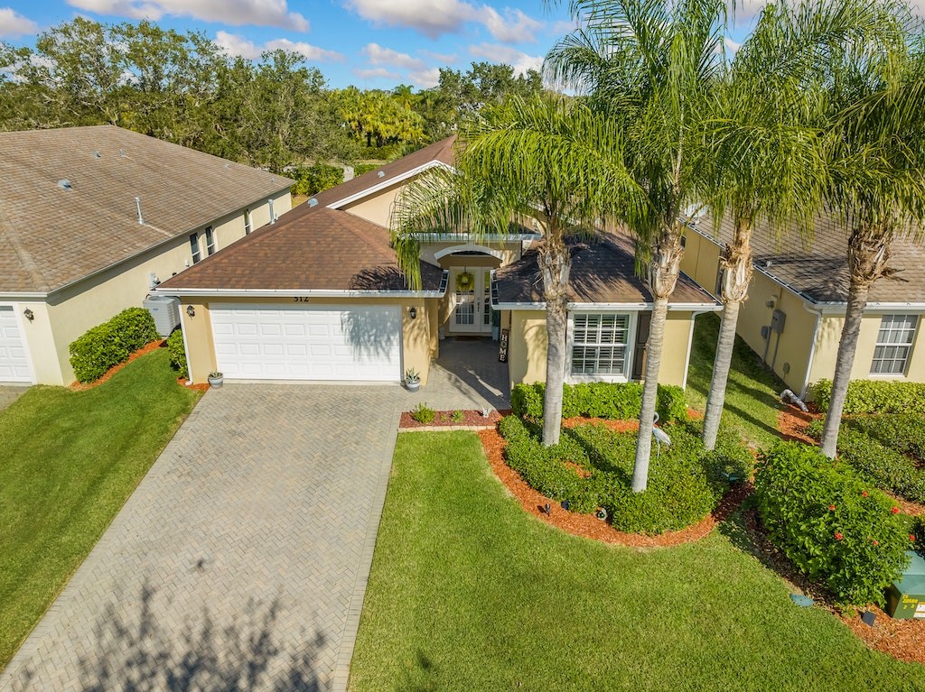 512 Calamondin Way SW