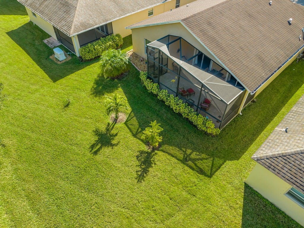 512 Calamondin Way SW