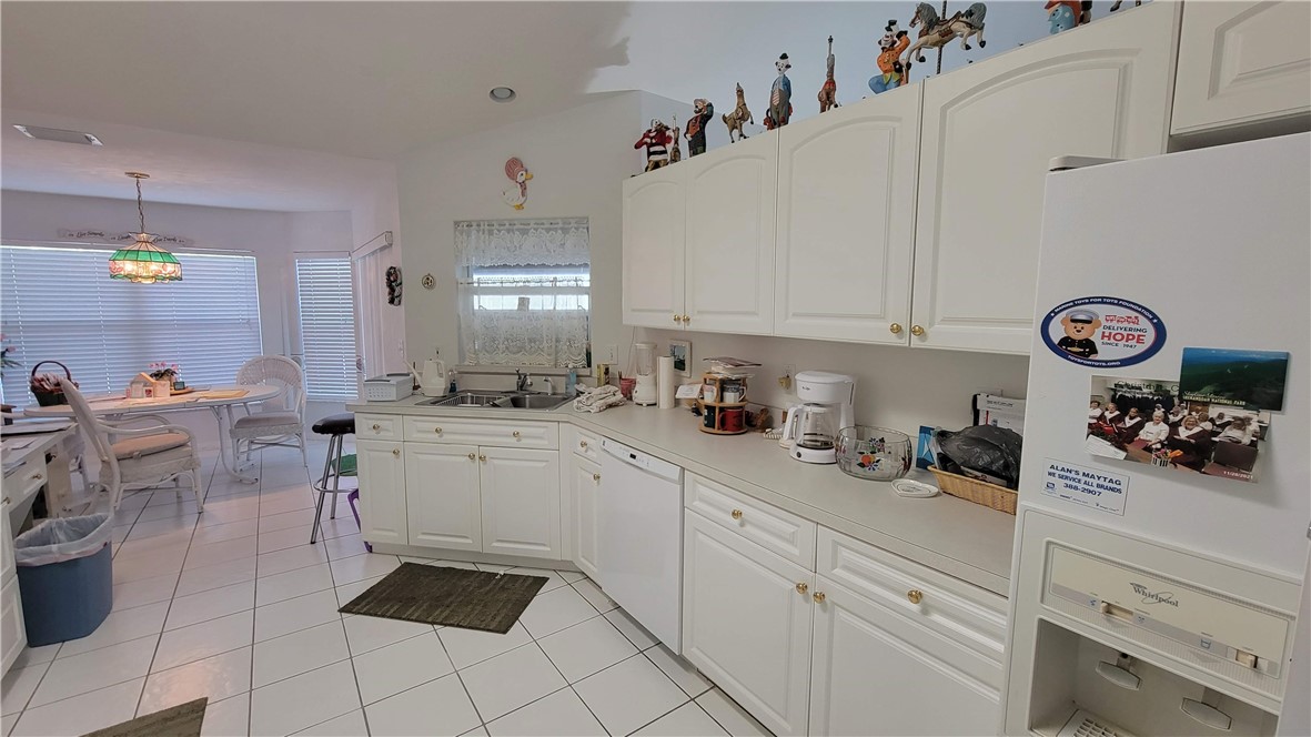 461 Azine Terrace