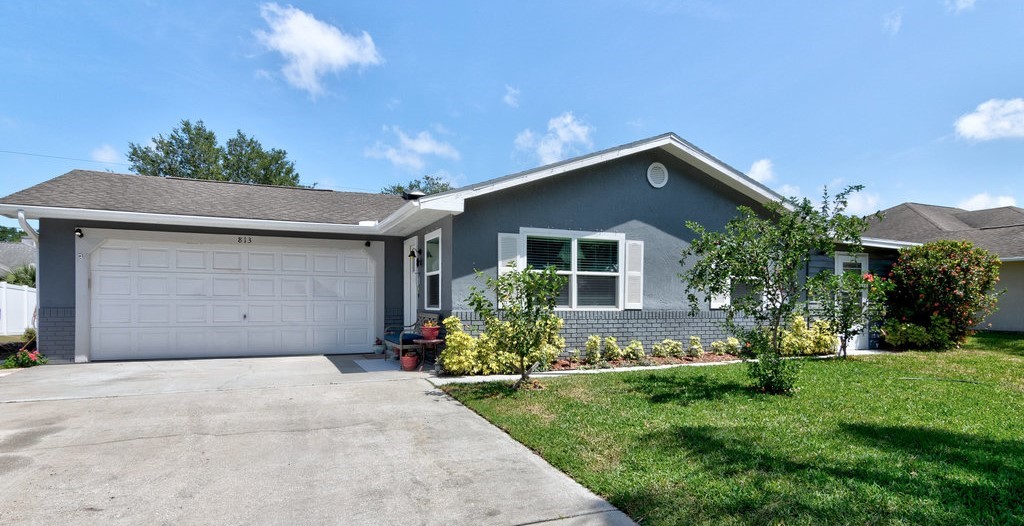 813 Roseland Road
