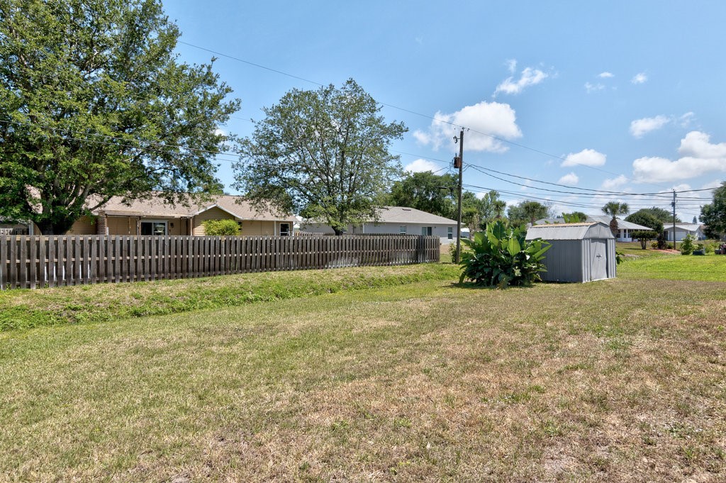813 Roseland Road