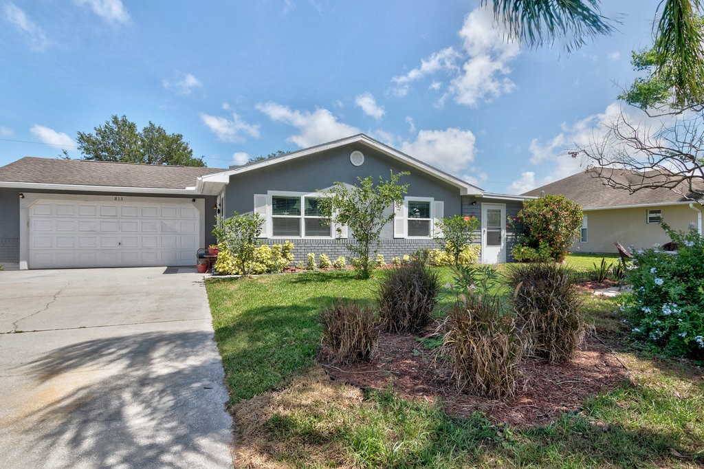 813 Roseland Road