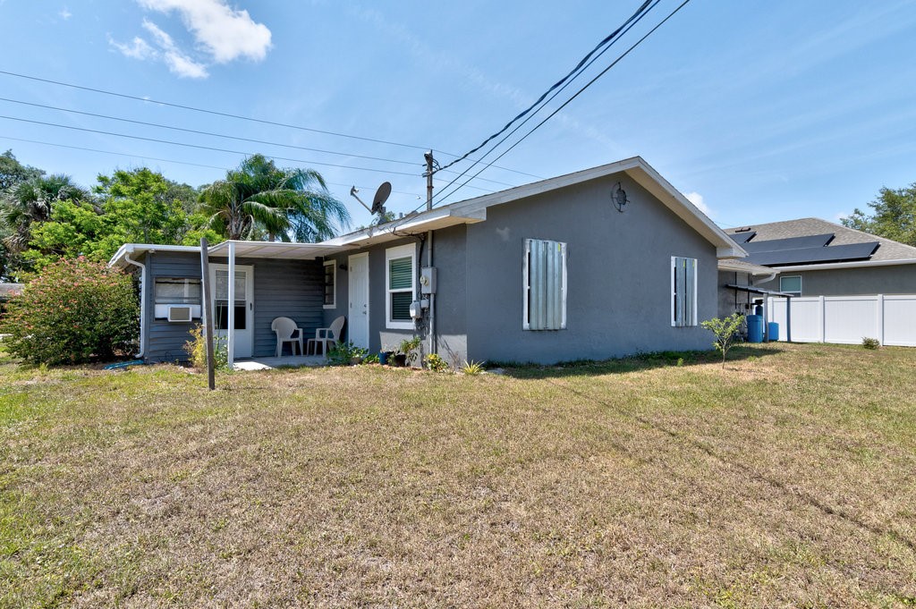 813 Roseland Road
