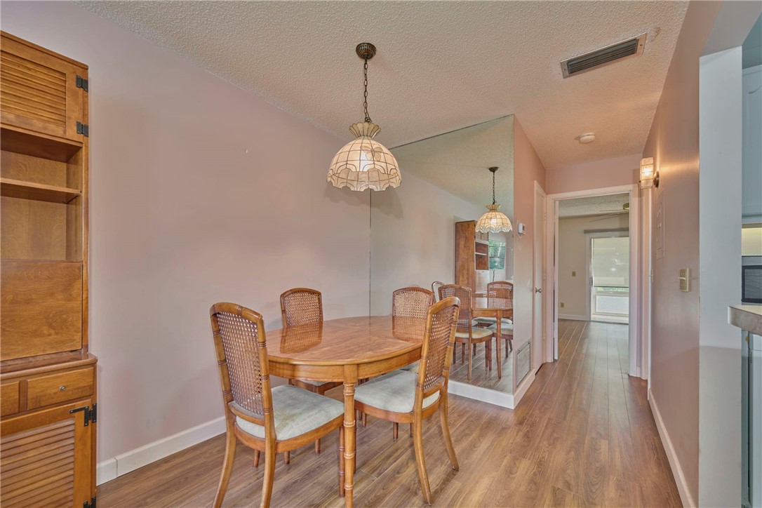 33 Vista Gardens Trail 204