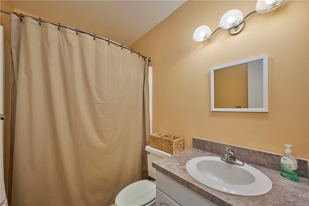 33 Vista Gardens Trail 204