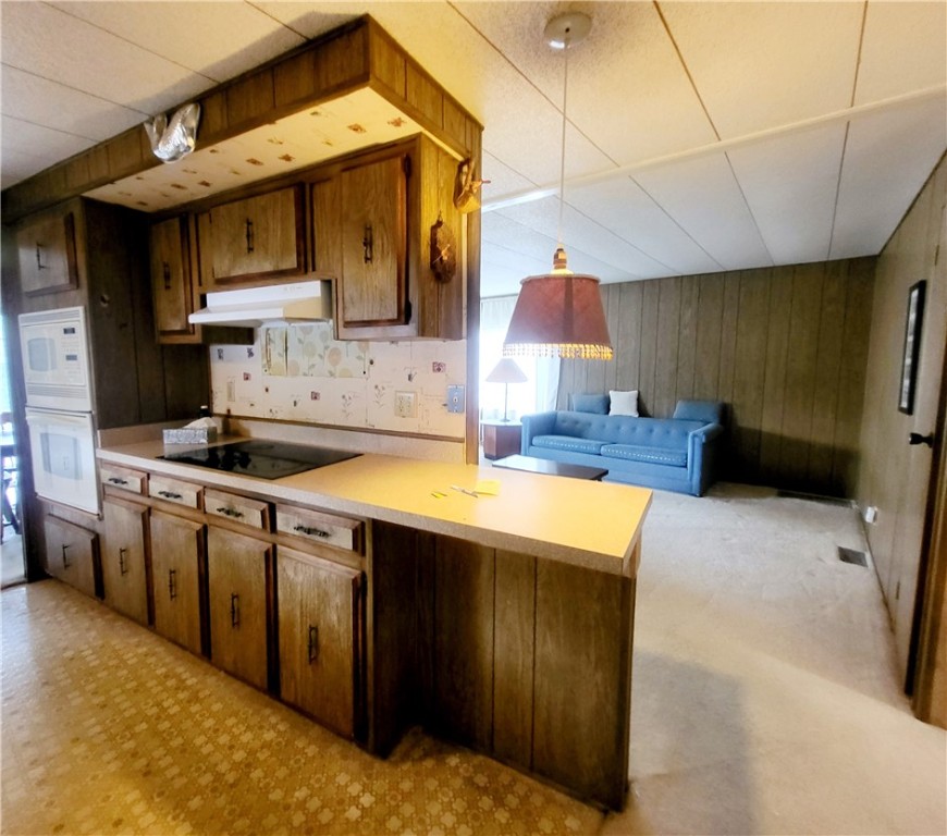426 Barefoot Boulevard