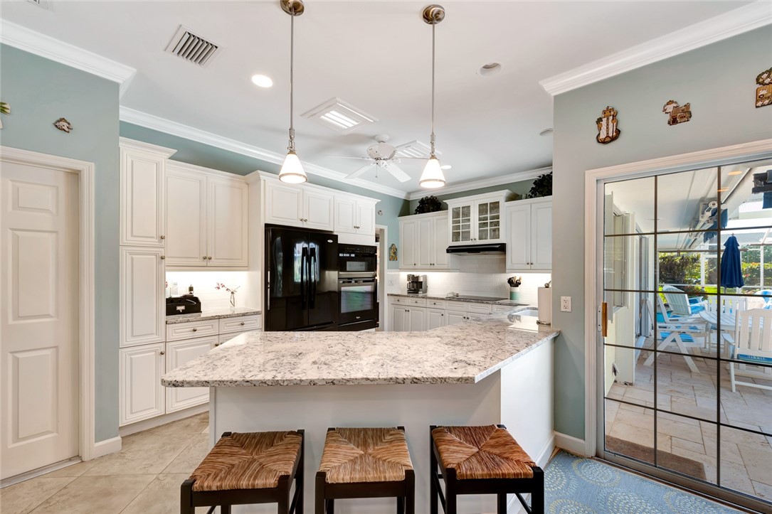 1039 Near Ocean Drive
