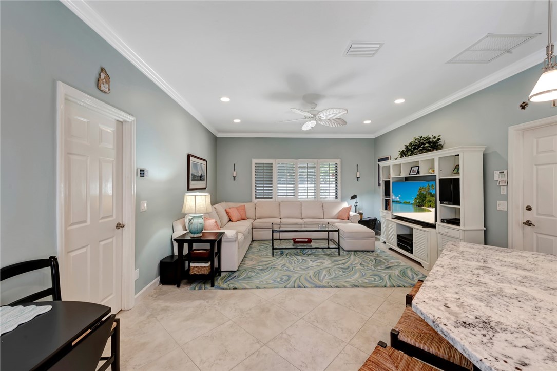 1039 Near Ocean Drive