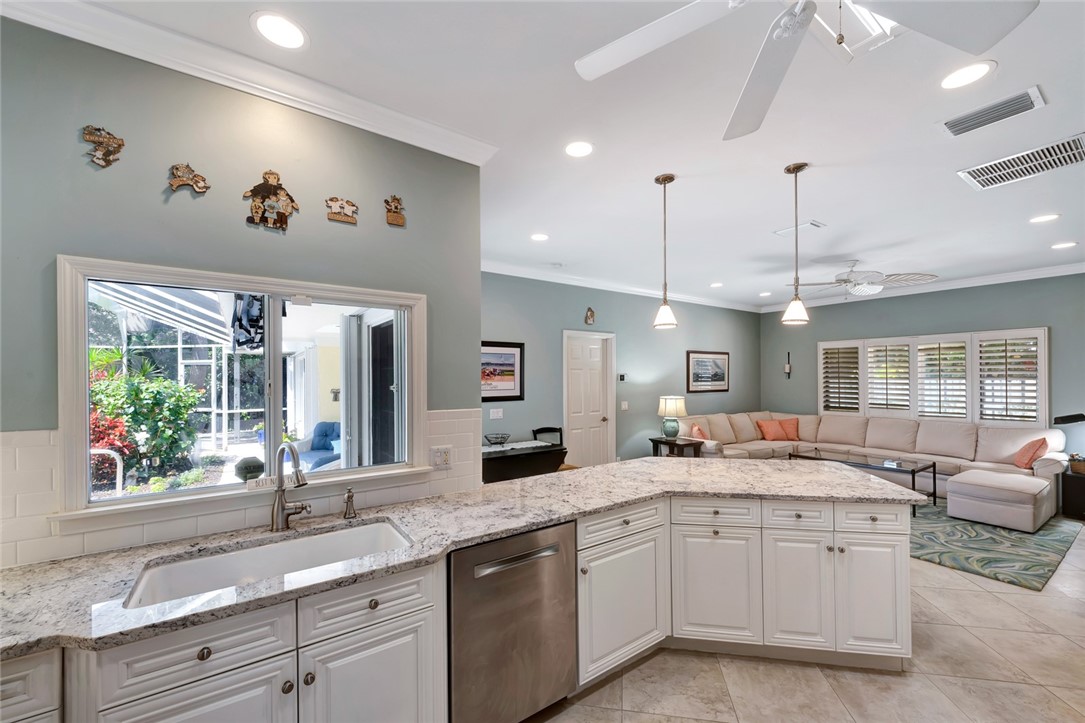 1039 Near Ocean Drive