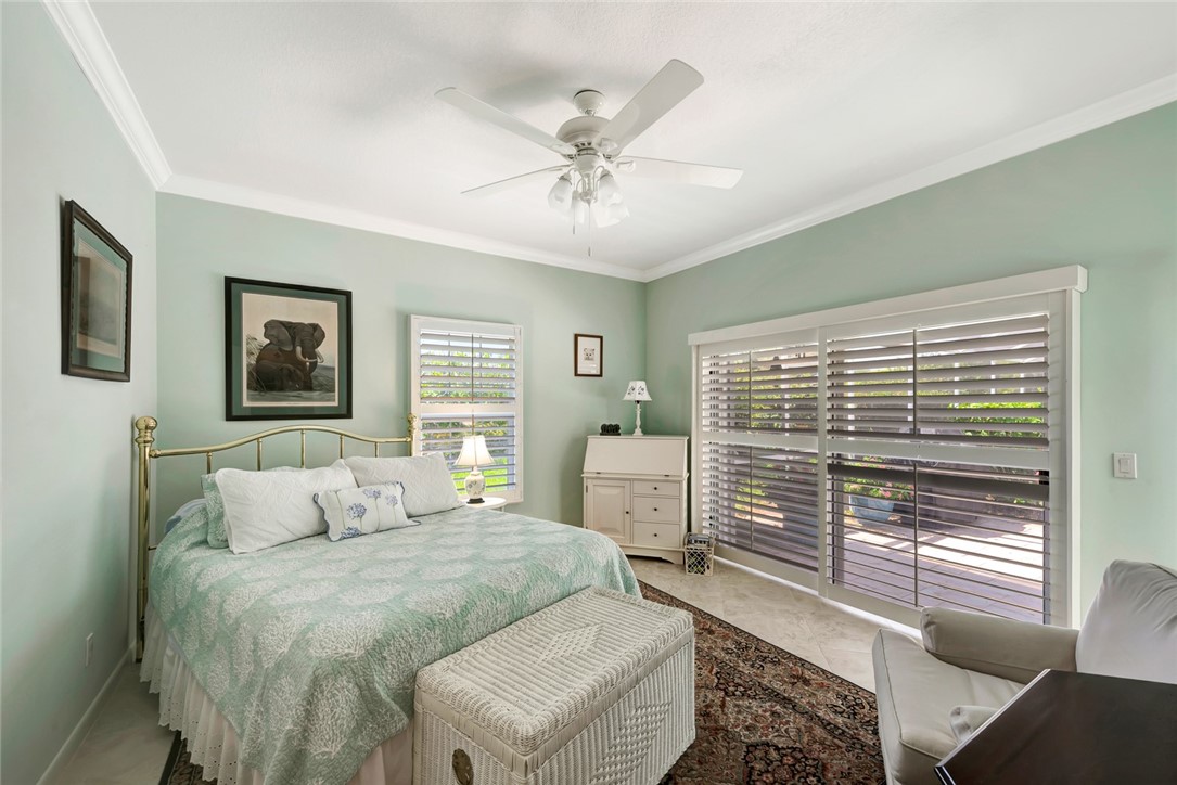1039 Near Ocean Drive