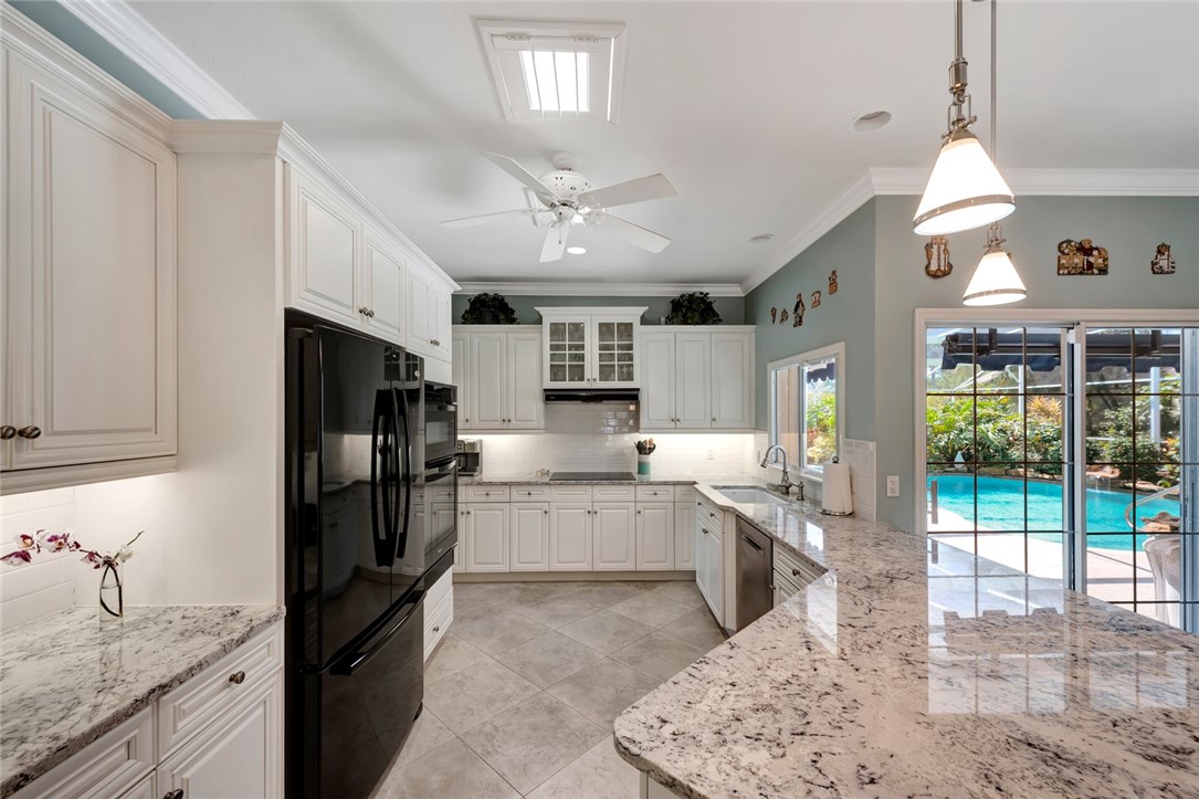 1039 Near Ocean Drive