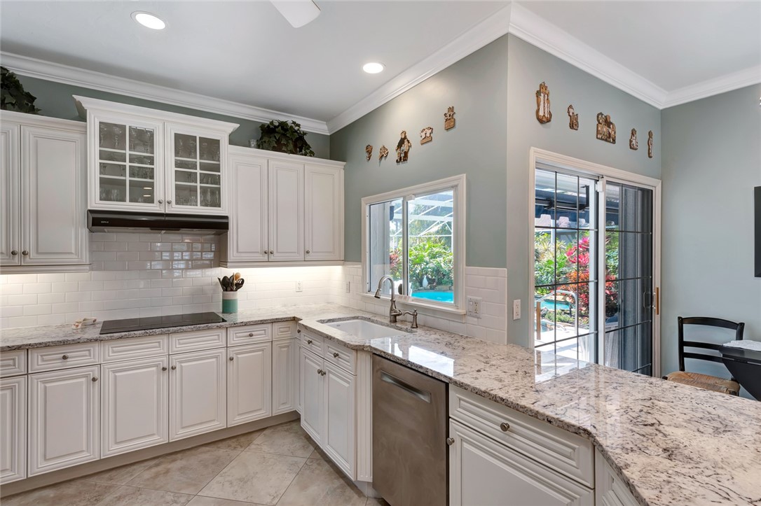1039 Near Ocean Drive