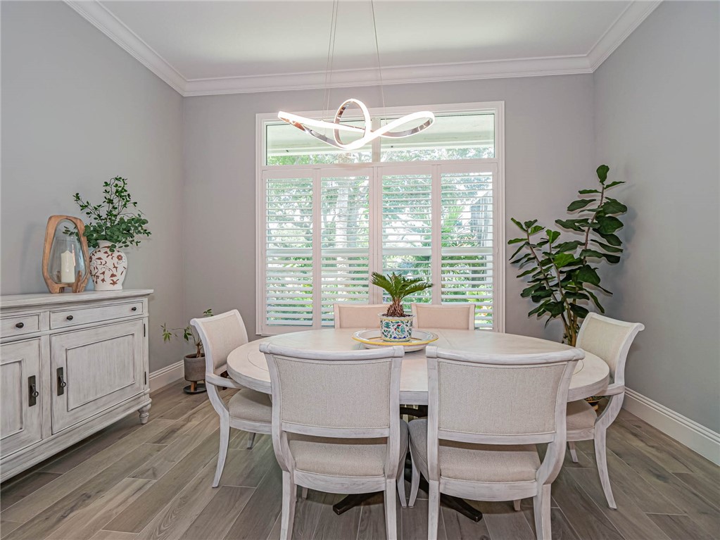 1215 Admirals Walk