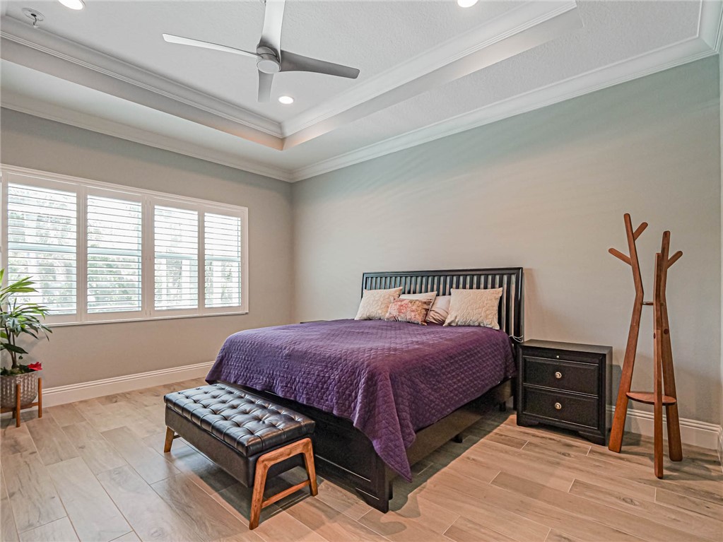 1215 Admirals Walk