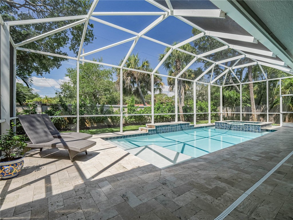 1215 Admirals Walk