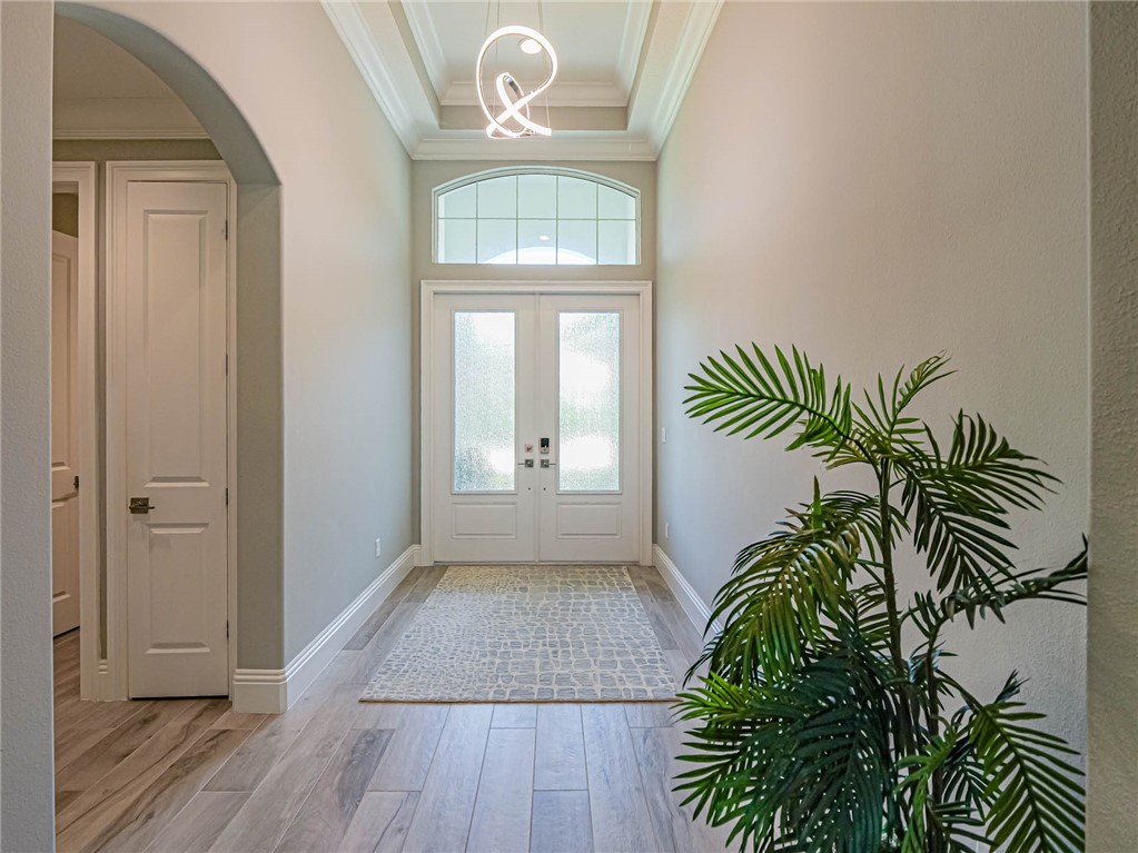 1215 Admirals Walk