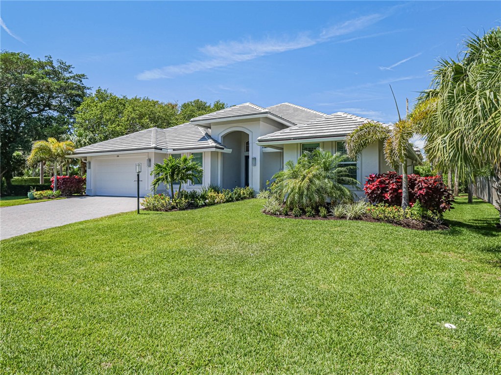 1215 Admirals Walk