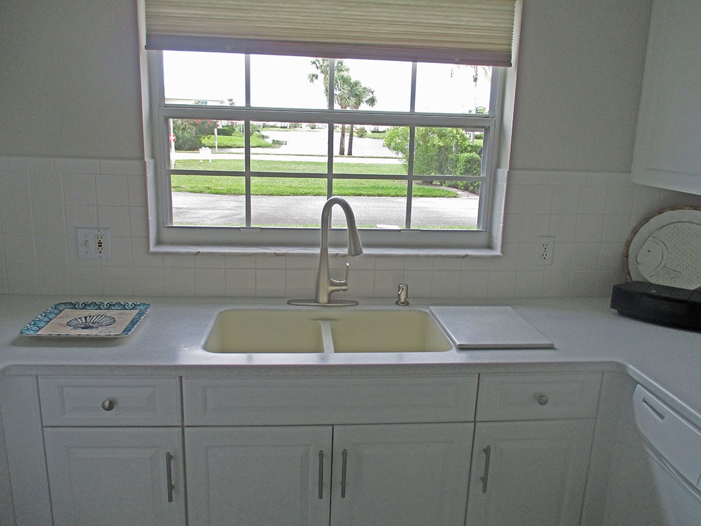 740 Lake Orchid Circle 109