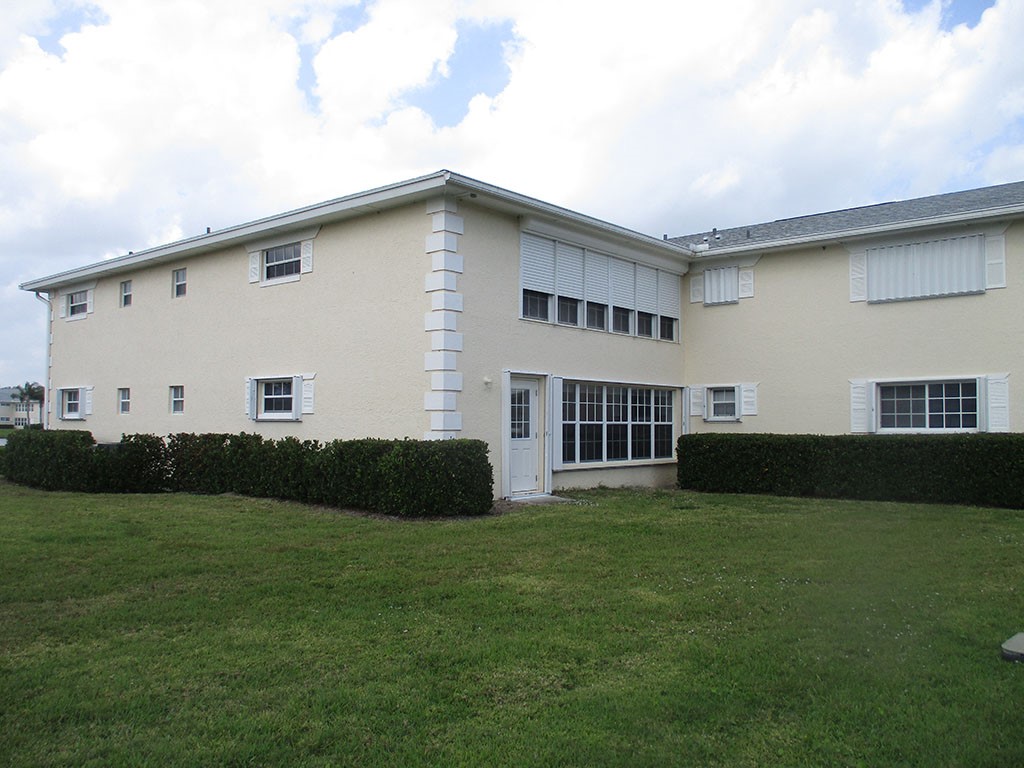 740 Lake Orchid Circle 109