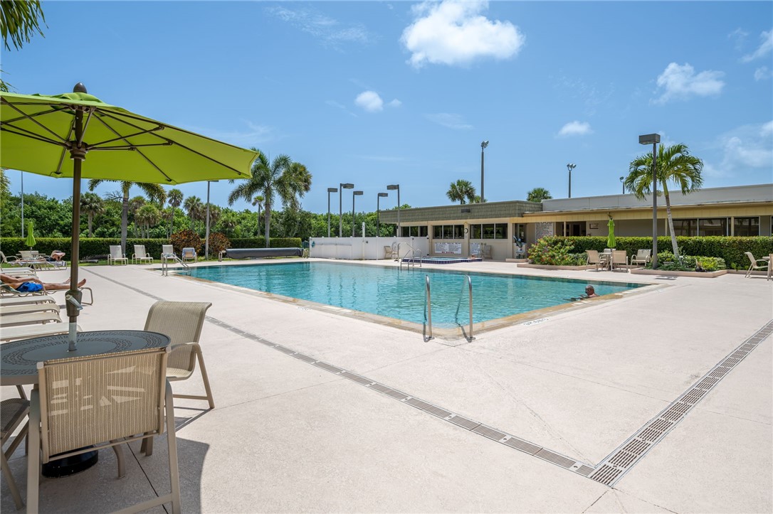 44 Vista Gardens Trail 206