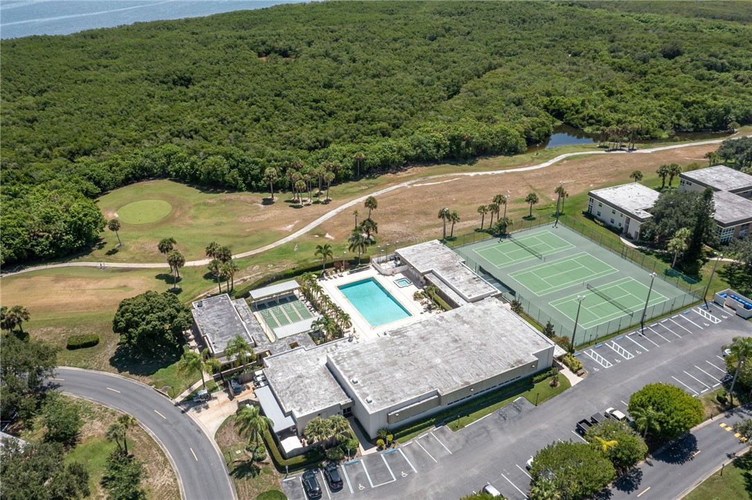 44 Vista Gardens Trail 206