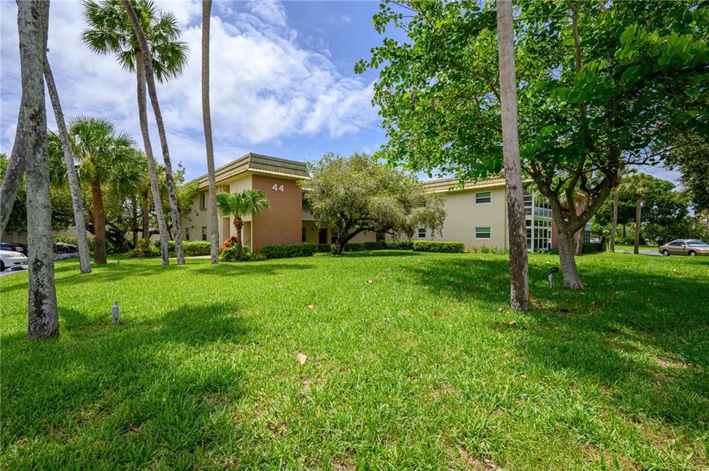 44 Vista Gardens Trail 206