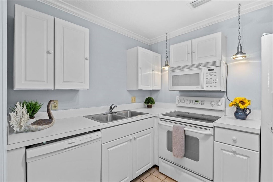 44 Vista Gardens Trail 206