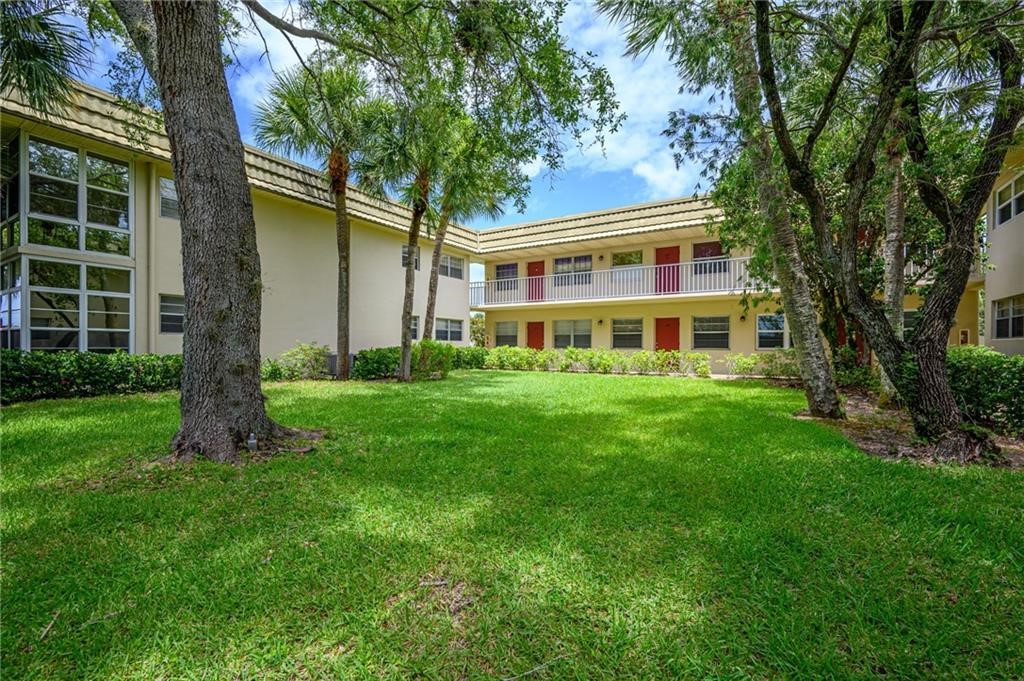 44 Vista Gardens Trail 206