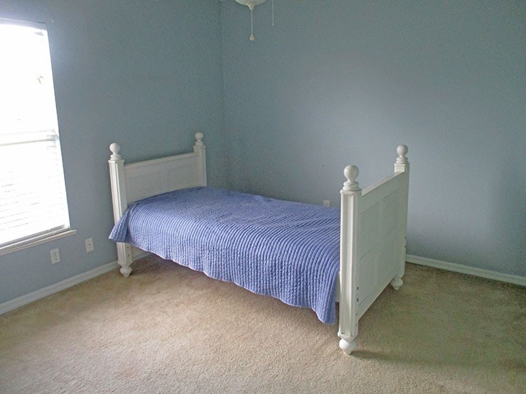 935 Southlakes Way SW