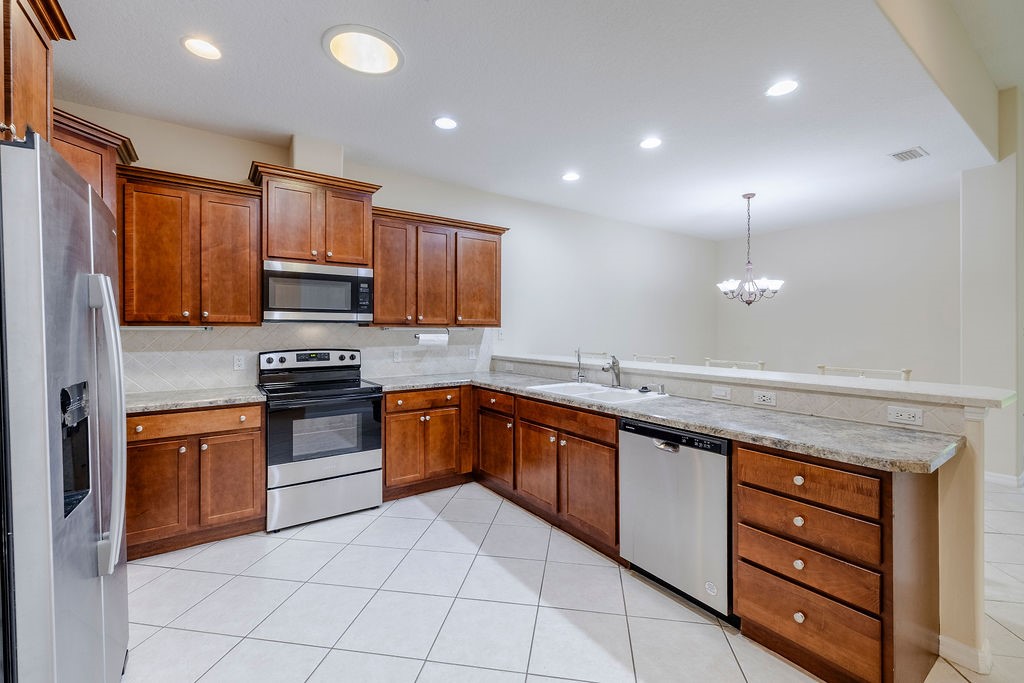 427 Pineapple Square SW 31