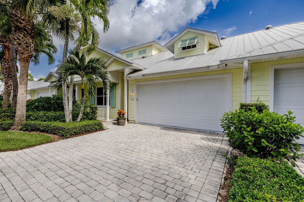 427 Pineapple Square SW 31