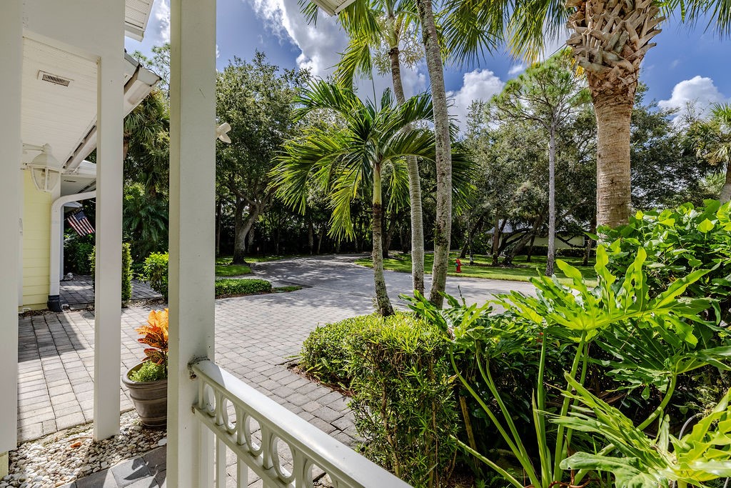 427 Pineapple Square SW 31