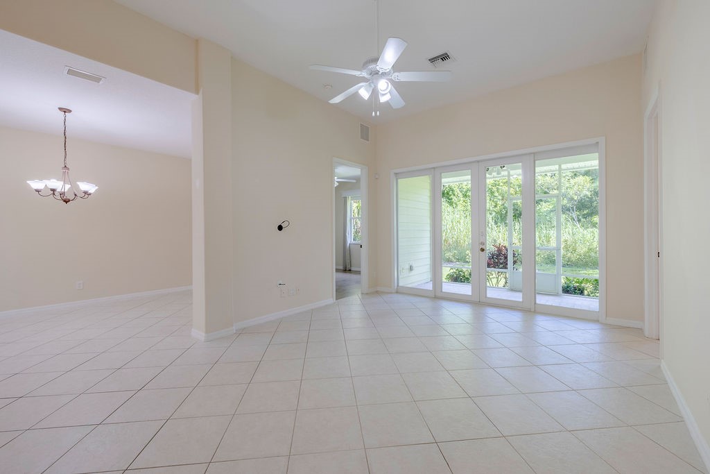 427 Pineapple Square SW 31
