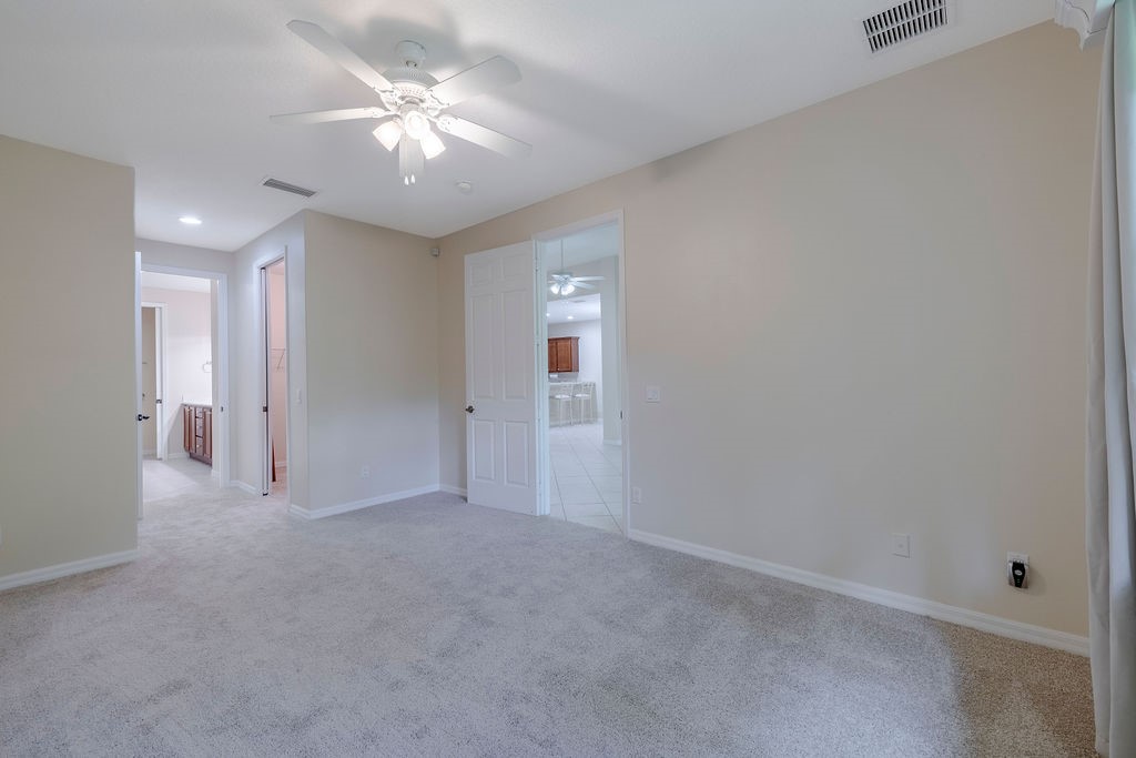 427 Pineapple Square SW 31