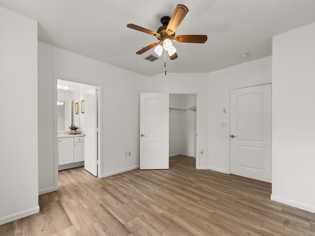 5020 Fairways Circle J202