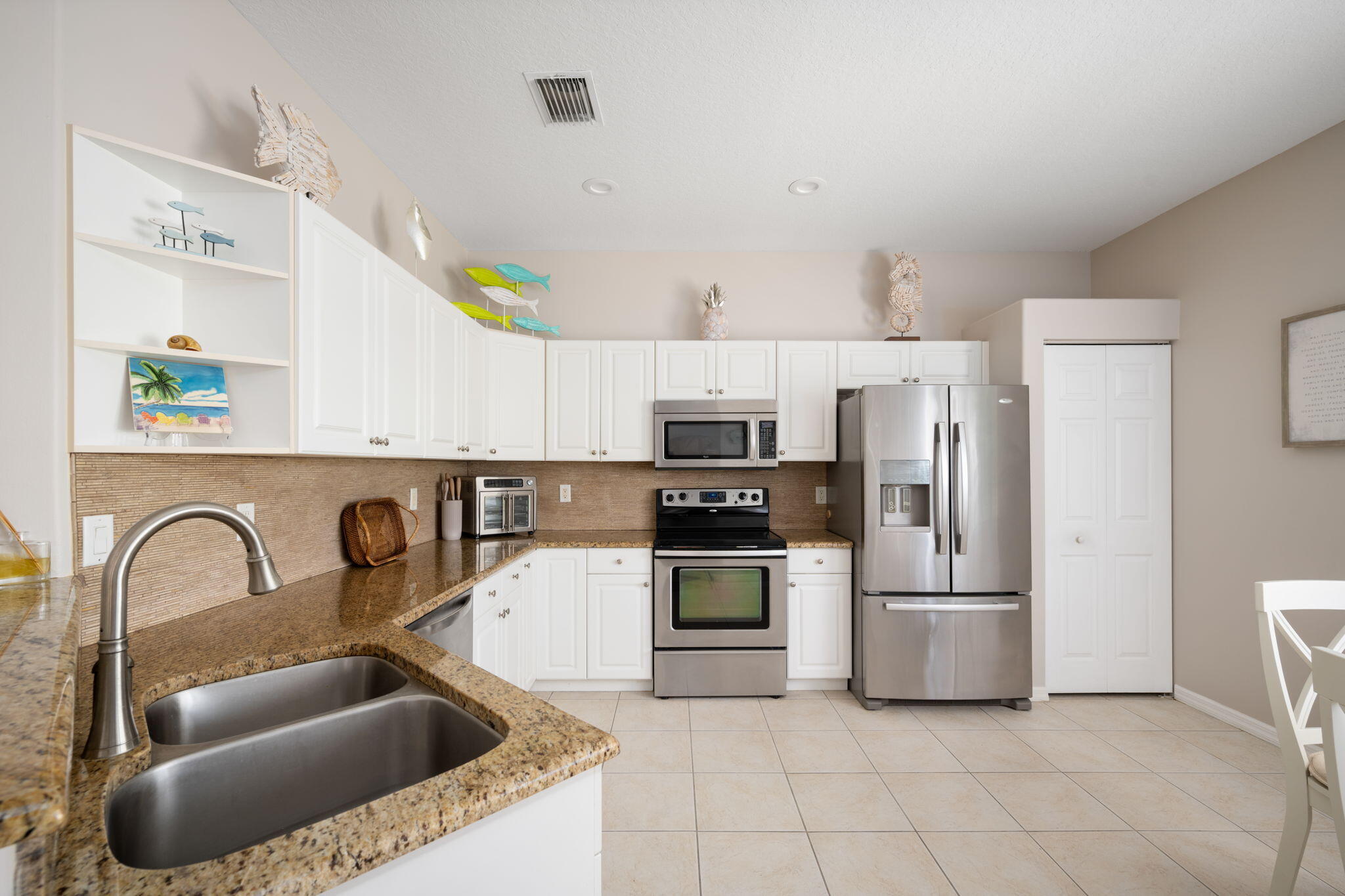 1336 Shoreline Circle