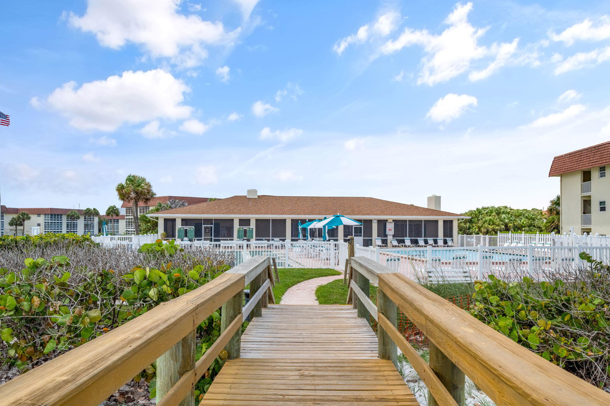 5400 Jimmy Buffett Mem Highway B 22