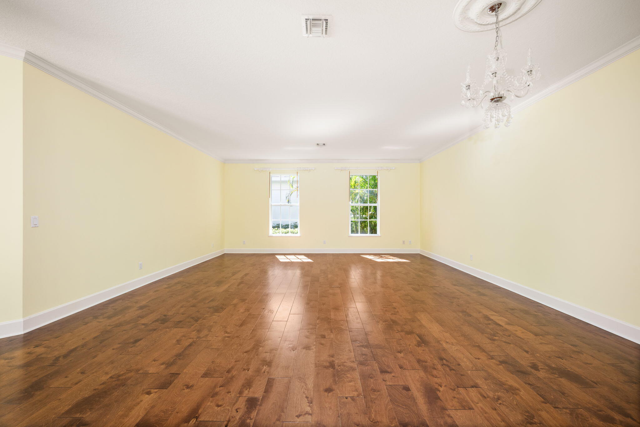 2131 SEA MIST Court