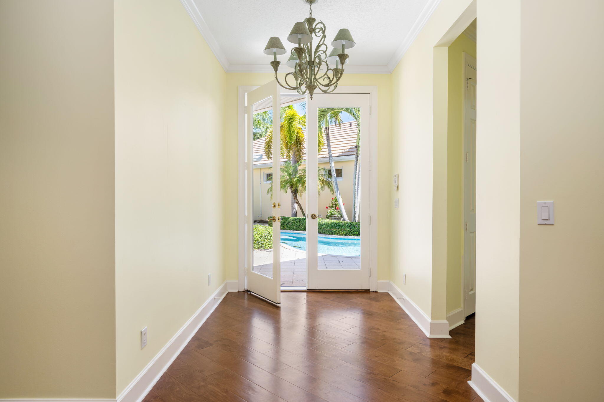 2131 SEA MIST Court
