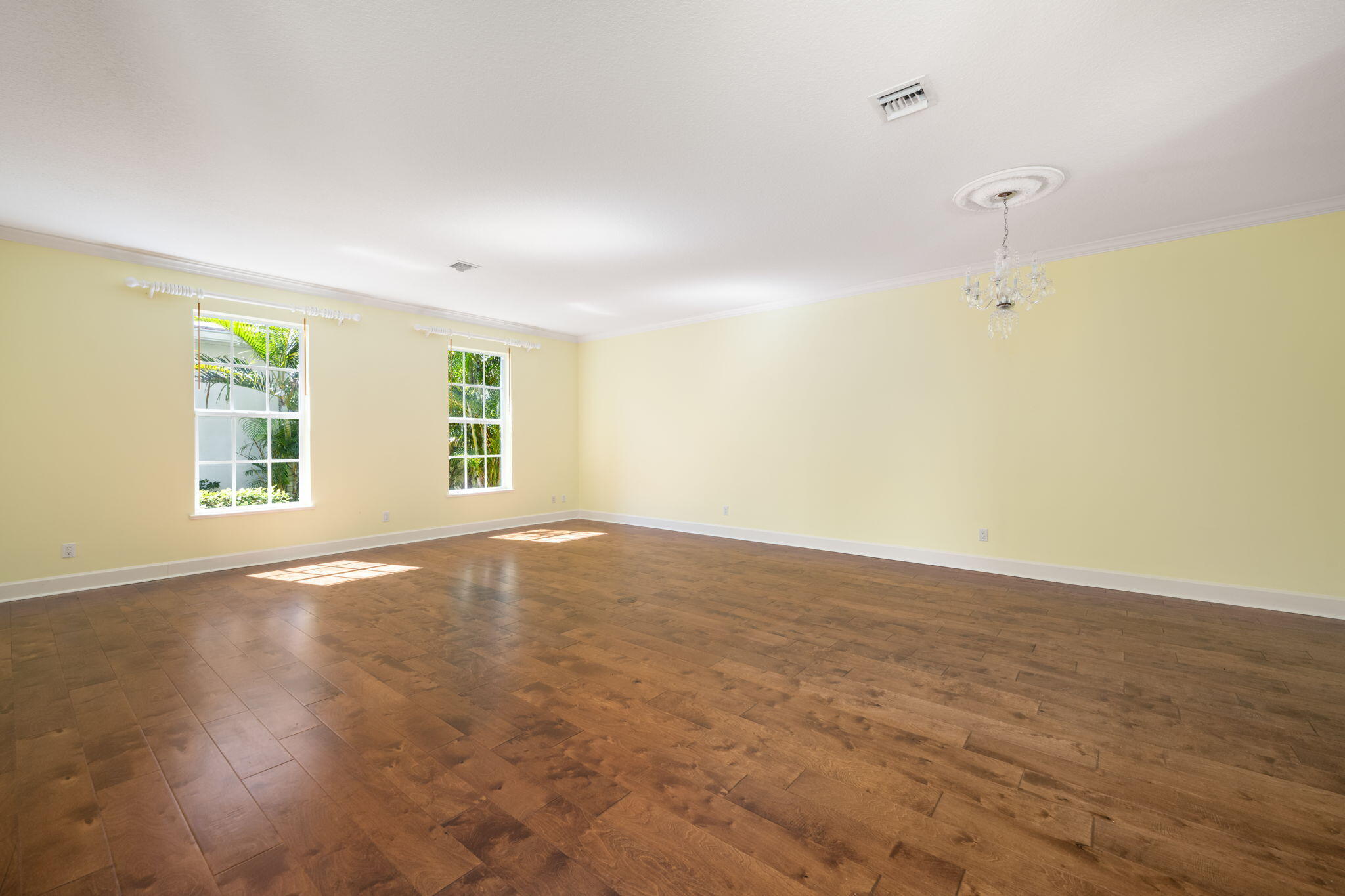 2131 SEA MIST Court