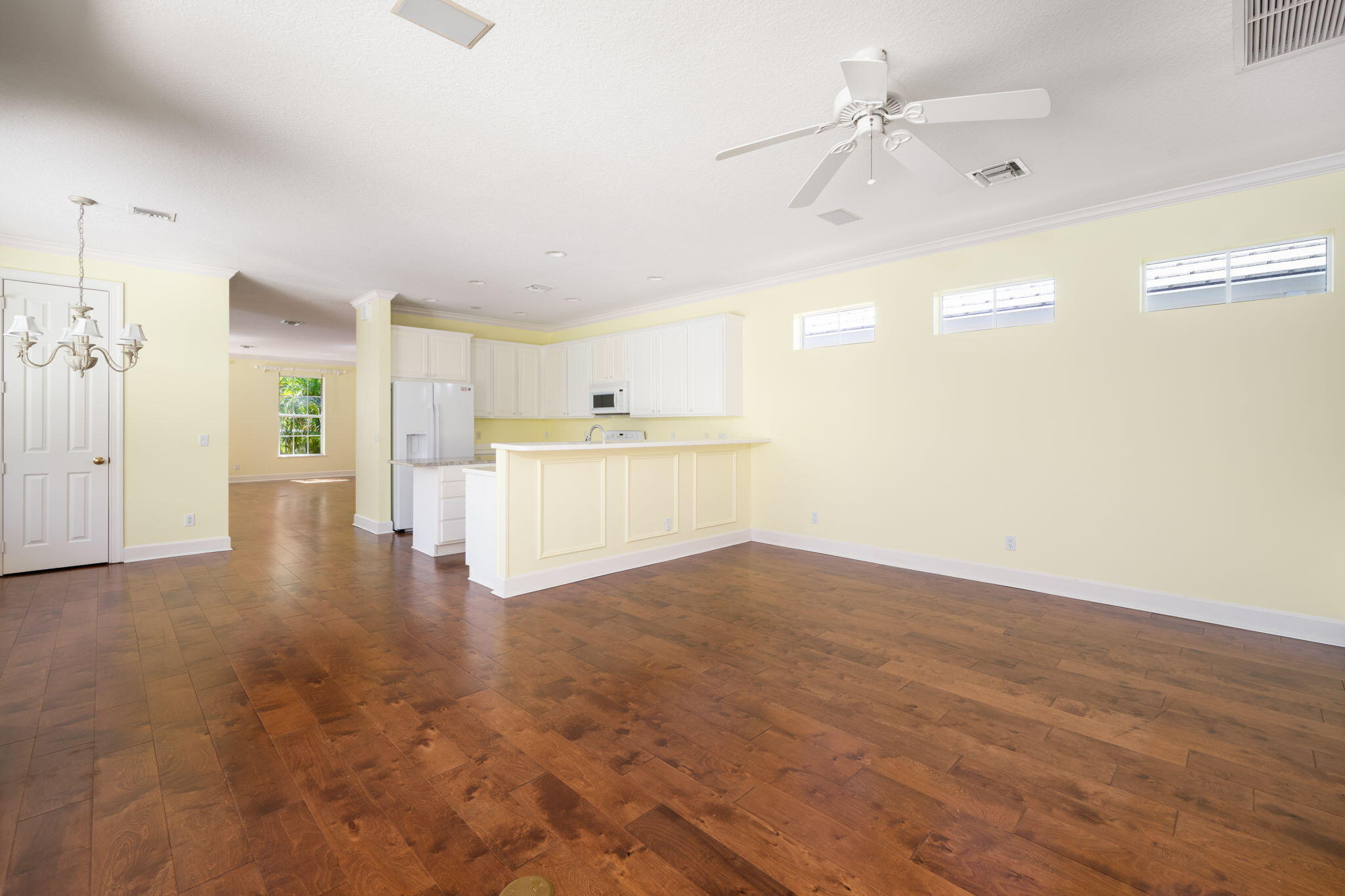 2131 SEA MIST Court