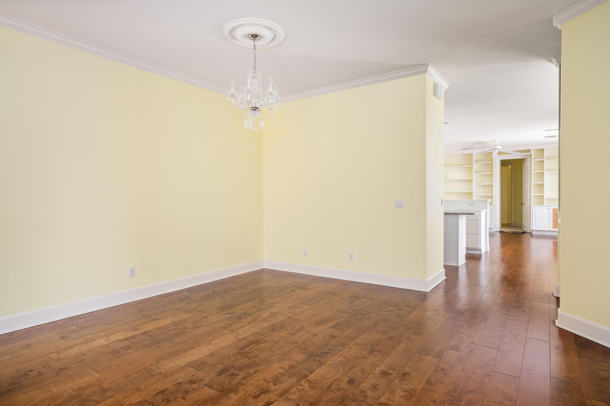 2131 SEA MIST Court