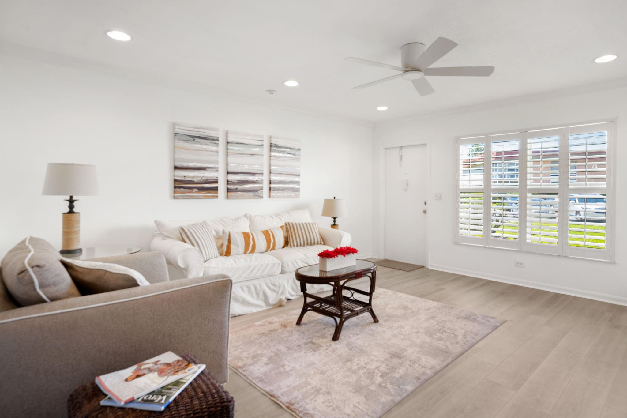 77 Royal Oak CT 102